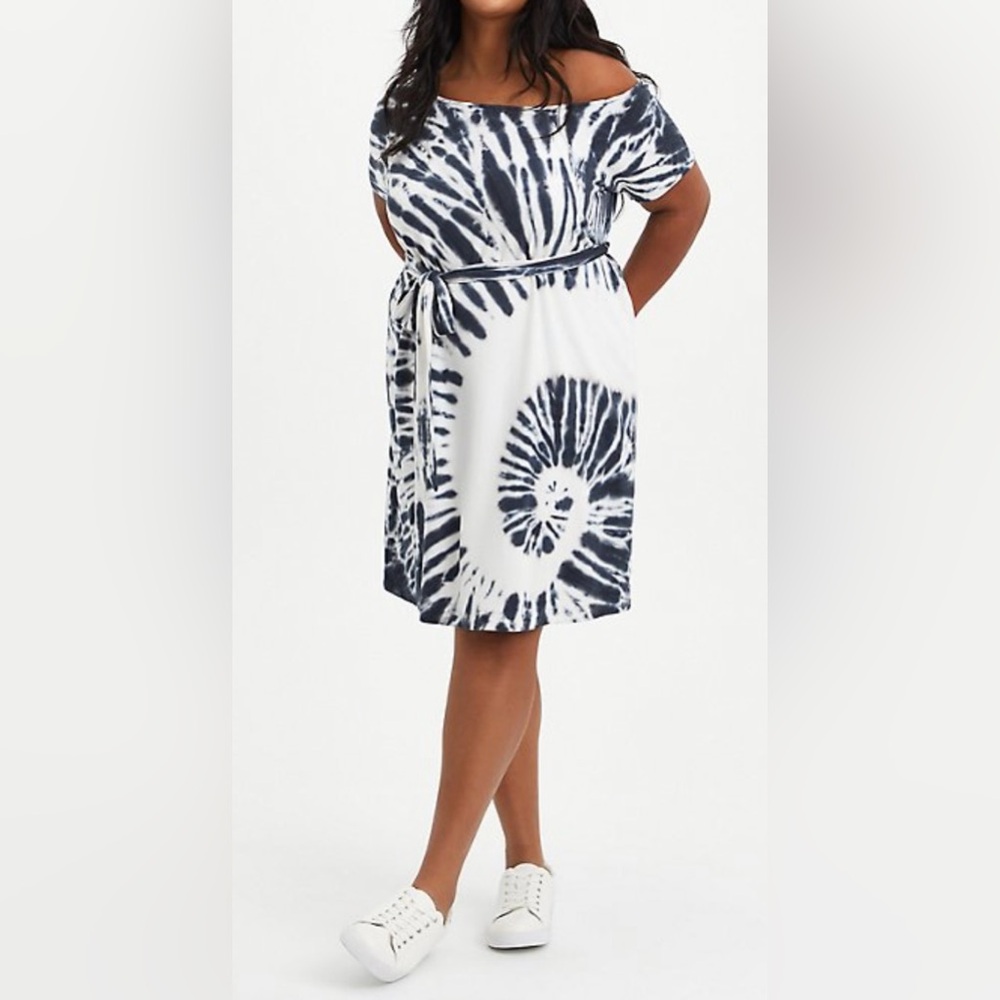 Women’s Plus Torrid Black and White Tie-Dye Off-Shoulder Dress 3X NWT